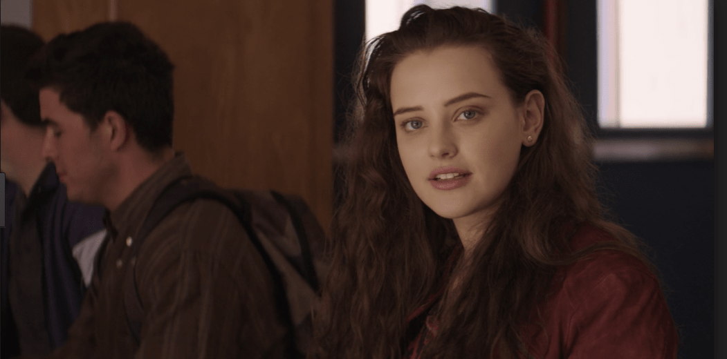 13 Reasons Why : Katherine Langford défend la scène du suicide d'Hannah