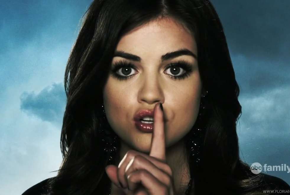 Pretty Little Liars, qui est A.D ? Nos 3 théories préférées