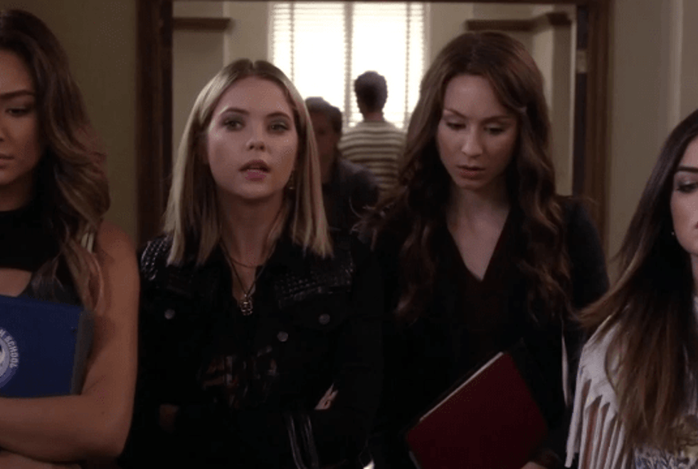 Pretty Little Liars : découvrez les premières images sur l’identité de A.D. ! #GameOver