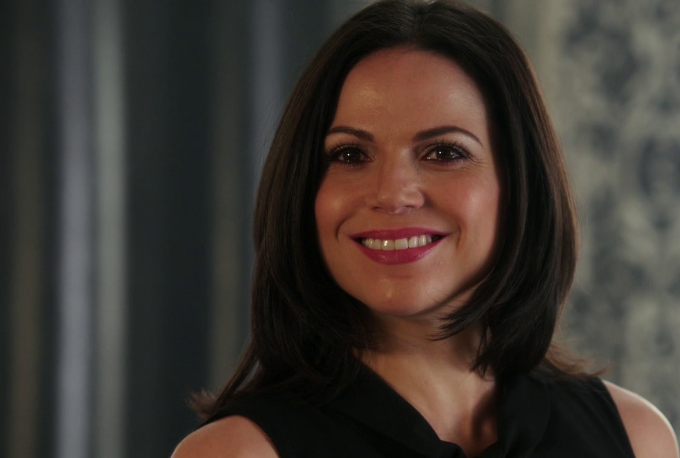 Once Upon a Time : On verra (beaucoup) moins Regina dans la saison 7