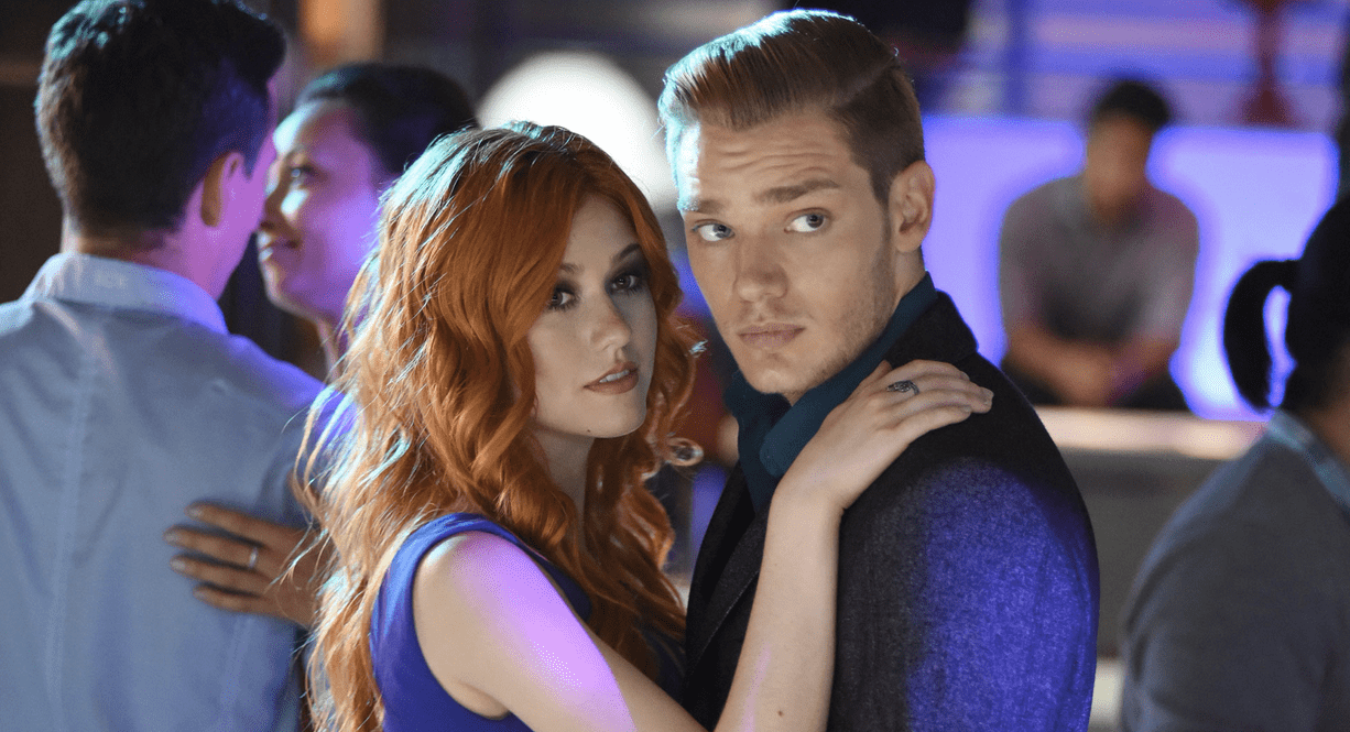 Shadowhunters : les sentiments de Clary pour Jace pourraient évoluer dans l'épisode 16