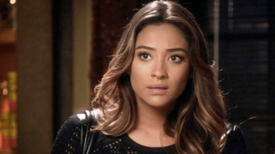 Pretty Little Liars : I. Marlene King, menacée... parce qu'Emily était gay !