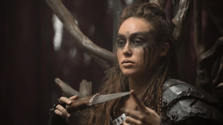 Alycia Debnam-Carey : 3 choses à savoir sur l'interprète de Lexa dans The 100 !