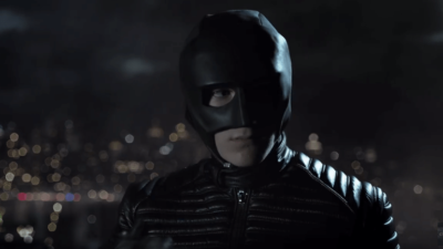 Gotham : Bruce enfile (enfin) son Bat-costume dans ce nouveau trailer