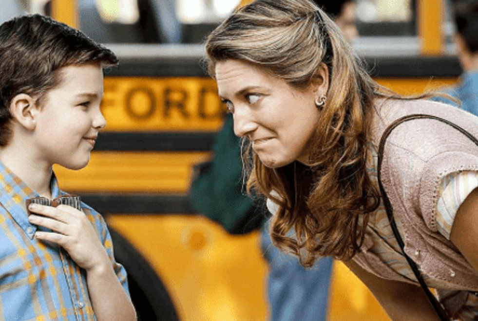 The Young Sheldon : découvrez les conseils de Sheldon Cooper à sa version mini