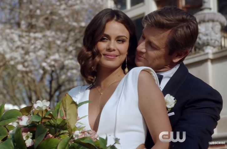 Dynastie : 3 indices qui prouvent que Nathalie Kelley reviendra dans la série
