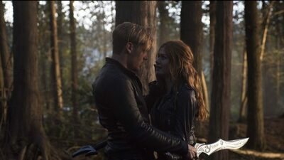 Shadowhunters saison 3 : une photo de tournage dévoilée par Katherine McNamara