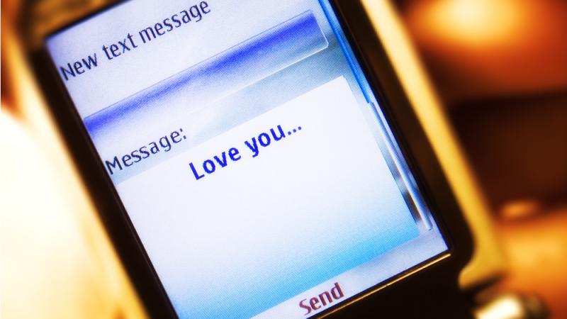Par SMS, simple mais efficace 