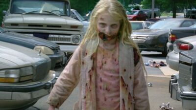 The Walking Dead : un zombie entièrement nu va faire son apparition