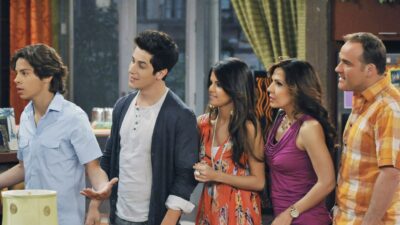 Le créateur des Sorciers de Waverly Place aimerait oublier un épisode