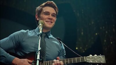 Riverdale : KJ Apa avoue qu&rsquo;Archie n&rsquo;est pas un musicien très doué