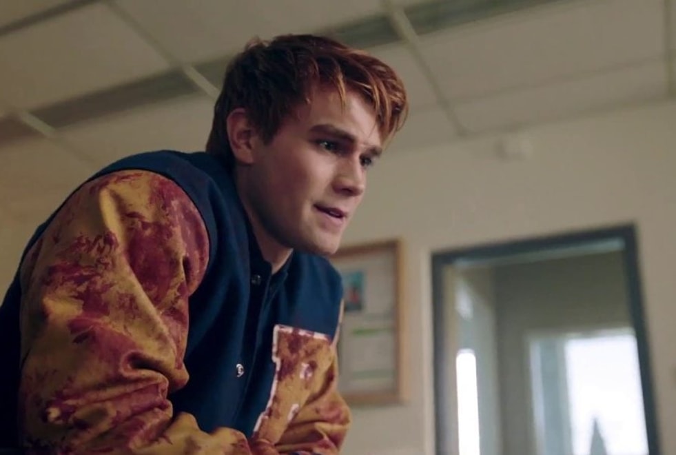 Riverdale saison 2 : les fans choqués par la fin du premier épisode ! (spoiler)