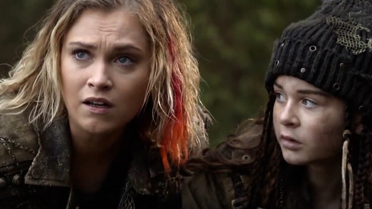 The 100 : Clarke face à un choix difficile ? L'image qui inquiète les fans