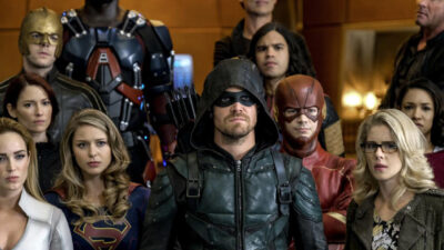 Le crossover événement du Arrowverse se dévoile (ENFIN) en photos