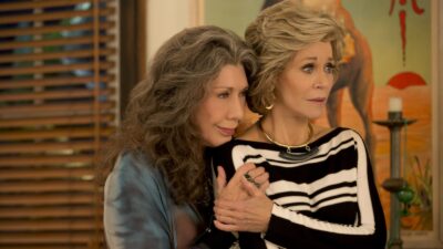 10 looks vintage à piquer à Grace & Frankie