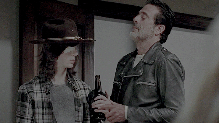 The Walking Dead : 10 choses qui prouvent que Negan serait un meilleur père que Rick