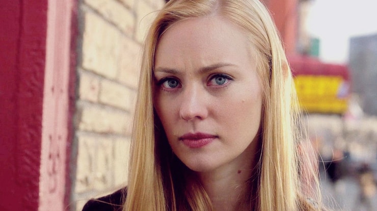 Daredevil : Deborah Ann Woll souhaite que le passé de Karen Page soit exploré