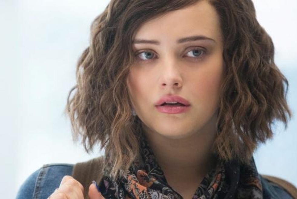 Cursed : Katherine Langford se dévoile dans la première photo de la nouvelle série Netflix