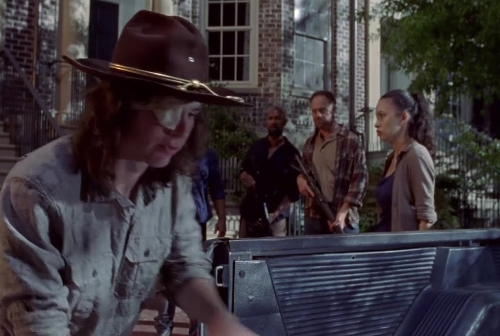 The Walking Dead saison 8 : un sneak peek de l’épisode 8 confirme le pire (SPOILERS)