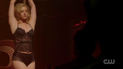 Lili Reinhart victime de body shaming depuis la scène de danse de Betty dans Riverdale