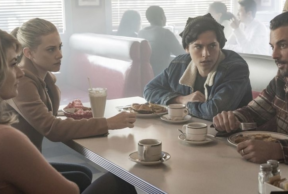 Riverdale : ce couple chouchou des fans pourrait se marier dans la saison 3