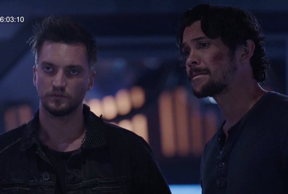 The 100 : Murphy, Bellamy, Raven… plein de nouvelles images pour la saison 5 !