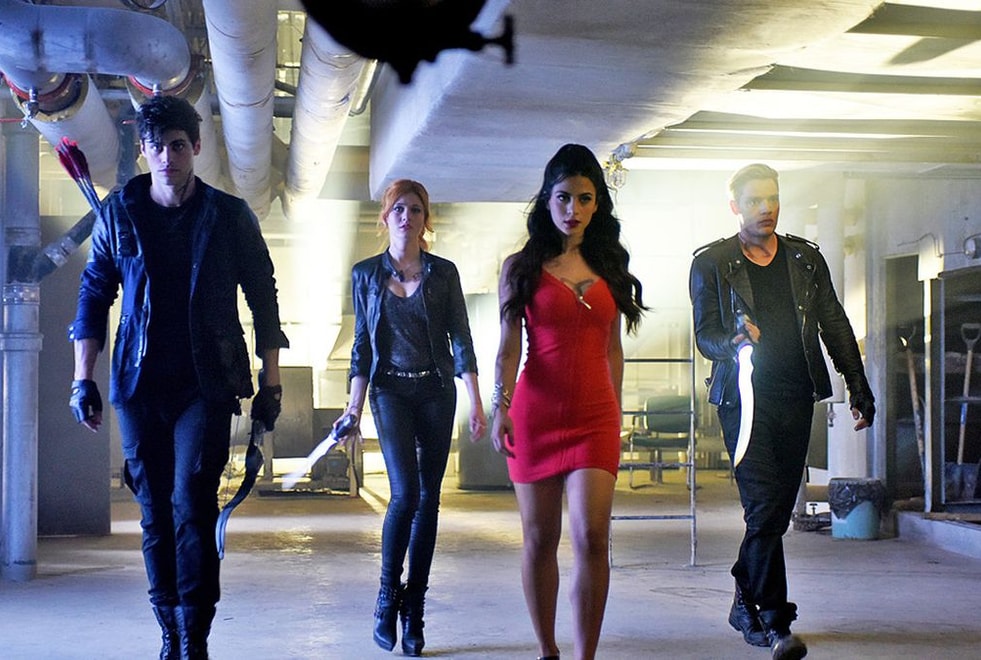 Shadowhunters saison 3 : un trailer introduit la mère de tous les démons