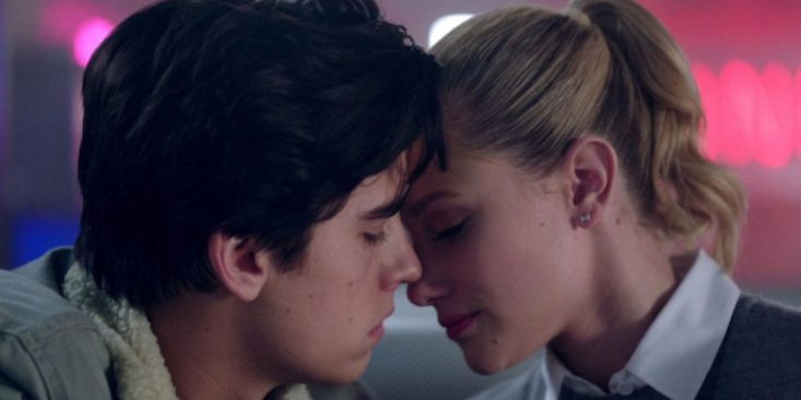 Riverdale : les conseils surprenants de Cole Sprouse & Lili Reinhart au couple Bughead