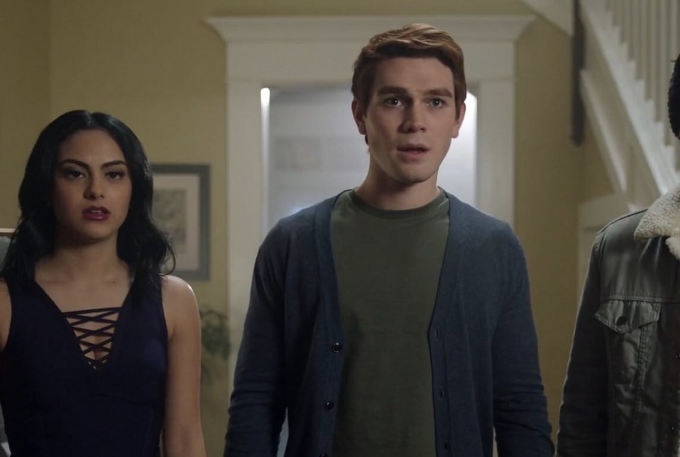 Riverdale : Archie, Betty & co vont-ils rencontrer Sabrina, l’apprentie sorcière ?