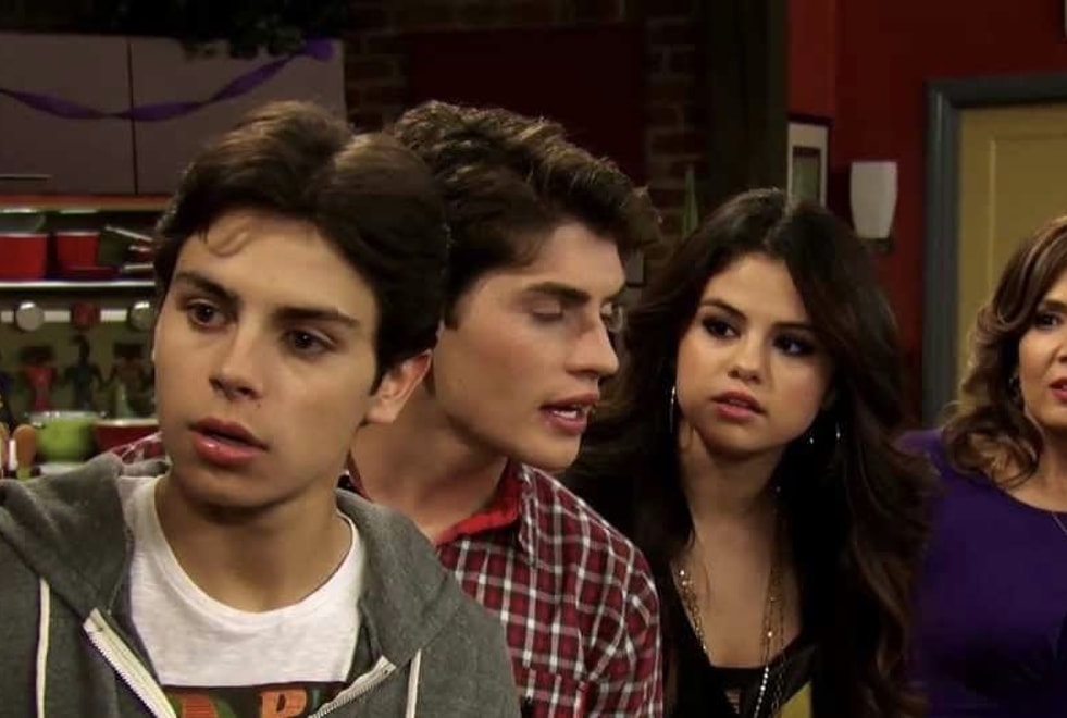 Gregg Sulkin est partant pour une réunion des Sorciers de Waverly Place