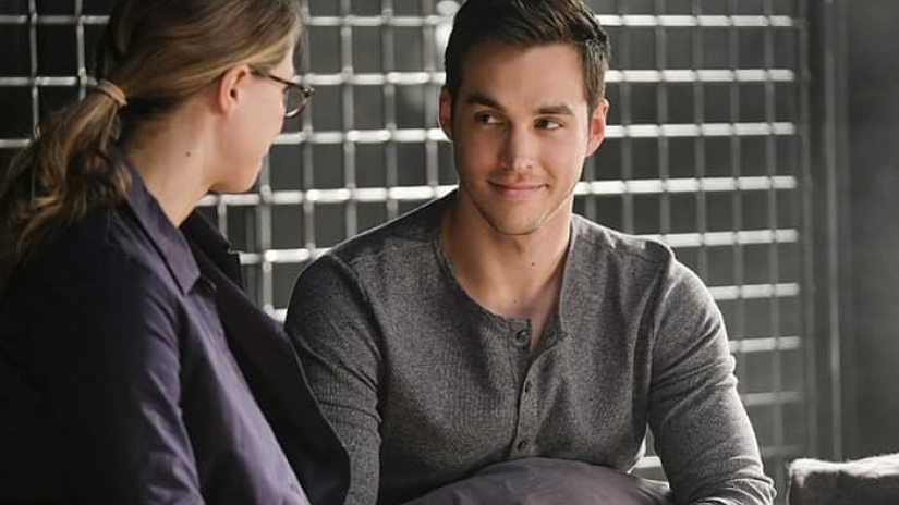 mon-el dans la série supergirl