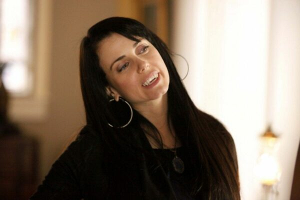 the-vampire-diaries-mia-kirshner