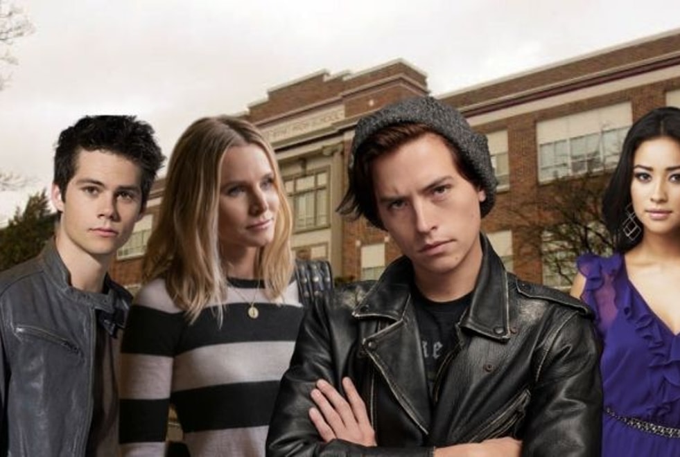 Gossip Girl, Riverdale… Seul un vrai fan trouvera les 10 séries cachées derrière ces lycées