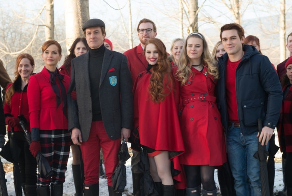 Définis ta famille avec un mot, on t’invitera dans un clan WTF de séries