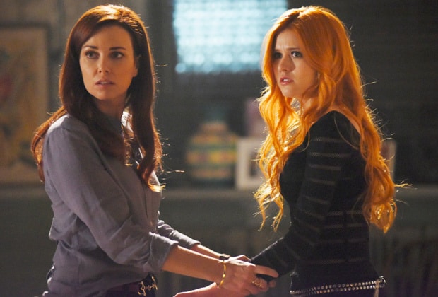 Jocelyn et Clary Fray dans Shadowhunters
