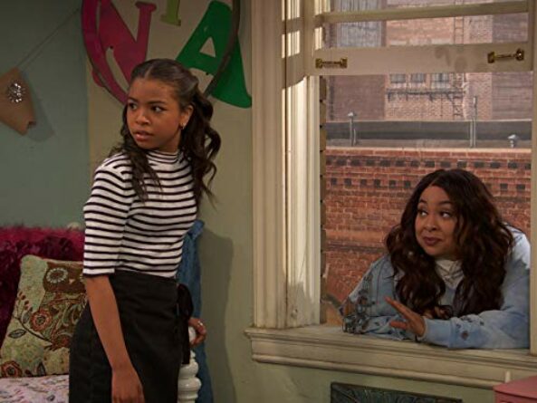 Raven et Nia Baxter dans Raven