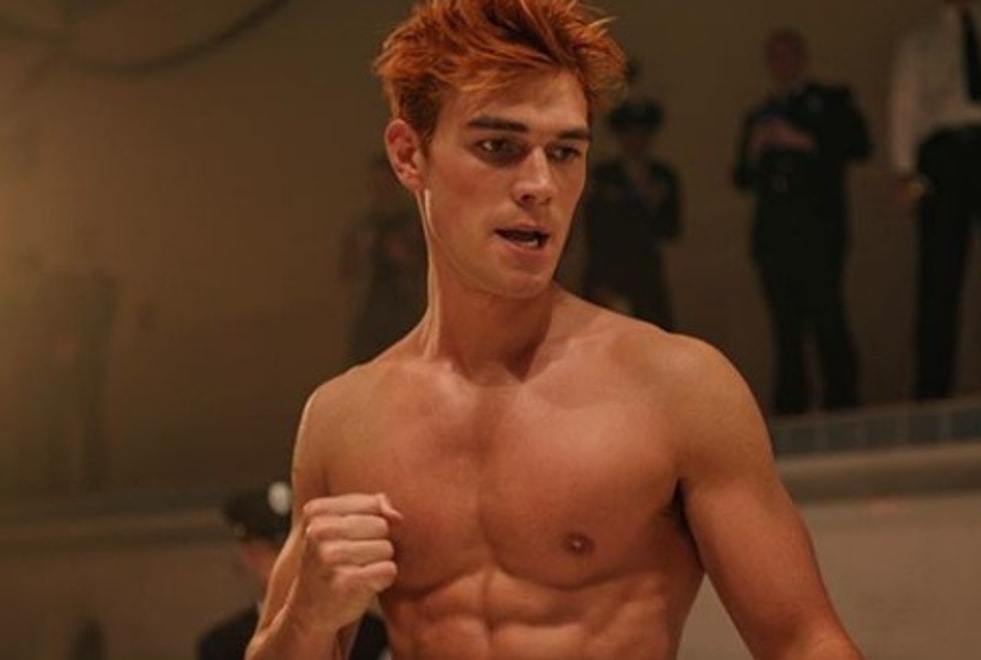 Riverdale : le secret derrière les abdos d’Archie Andrews