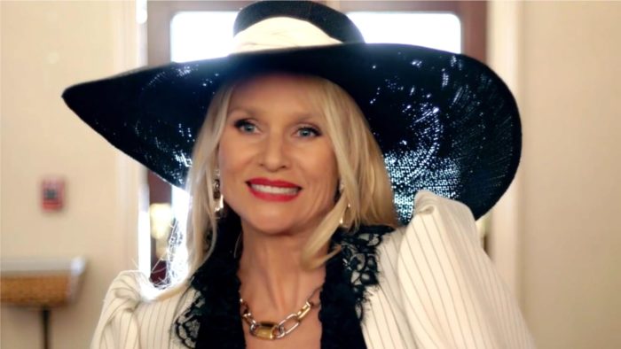 Dynastie : Nicollette Sheridan (Alexis) quitte la série