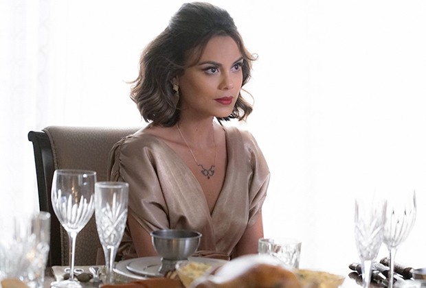 Dynasty saison 2 : l’absence de Nathalie Kelley sur le poster énerve les fans