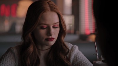 Riverdale : Madelaine Petsch révèle avoir été harcelée à cause de&#8230; Cheryl