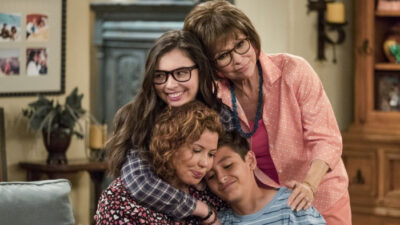 Au Fil des Jours (One Day At A Time) annulée par Netflix, Twitter s&rsquo;enflamme