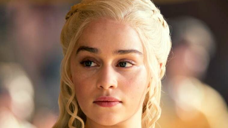 Game of Thrones : Emilia Clarke se confie avec émotion sur ses deux ruptures d&rsquo;anévrisme