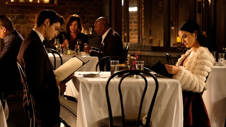 The Perfect Date : découvrez Camila Mendes et Noah Centineo ensemble sur Netflix