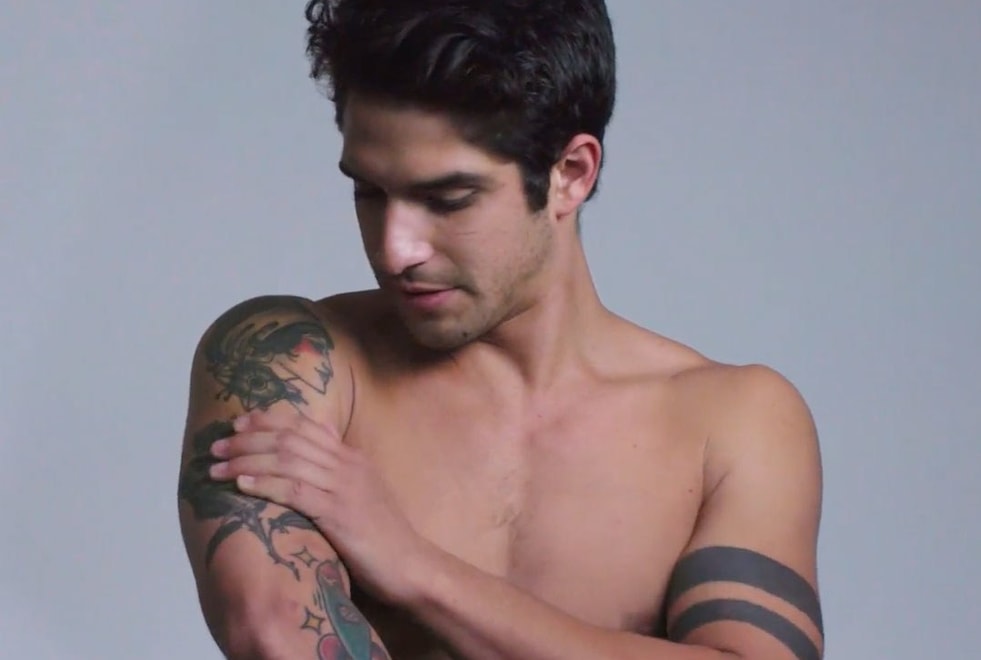 Pourquoi Tyler Posey doit se maquiller pendant des heures pour certains rôles