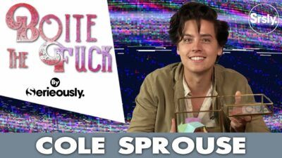 Cole Sprouse répond à vos théories Riverdale #BoiteTheFuck (exclu)