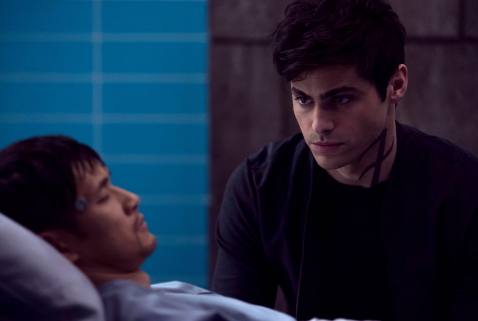 Shadowhunters saison 3 : Alec et Magnus vont-ils se fiancer dans l’épisode 17 ?