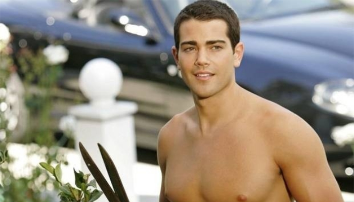john rowland, desperate housewives