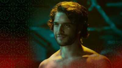 Tyler Posey : « J&rsquo;ai jamais tourné autant de scènes de sexe que pour Now Apocalypse »