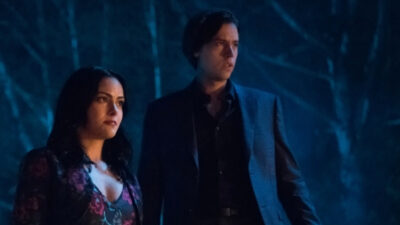 Riverdale : Camila Mendes parle de sa rencontre gênante avec Cole Sprouse