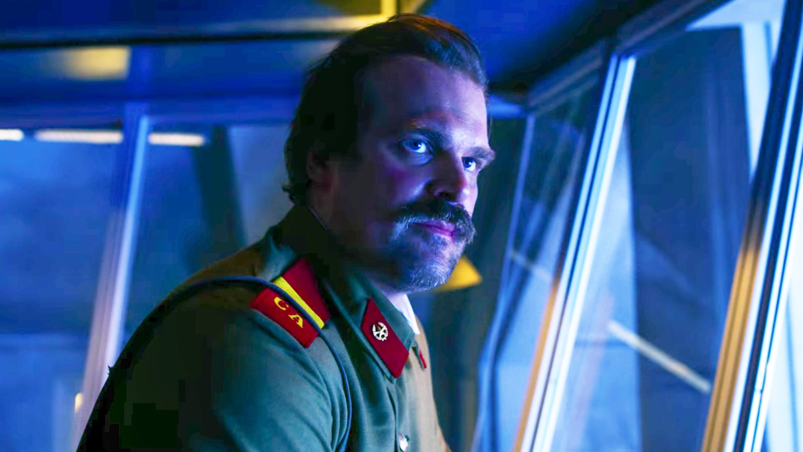 Stranger Things : ce détail sur l'Instagram de David Harbour dévoile-t-il le destin de Hopper ?